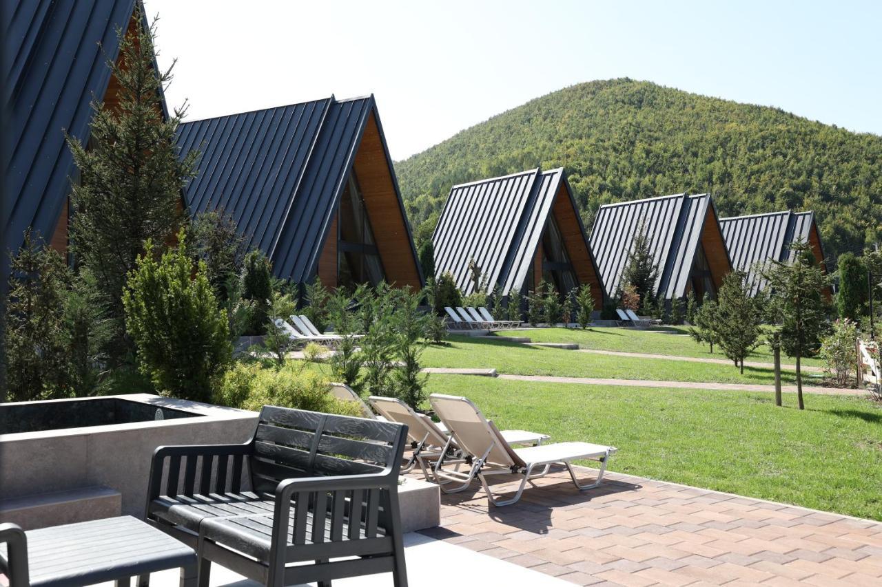 Freskia Resort Урошевац Экстерьер фото